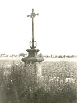 Jestřebí, kříž u cesty pod Maršovický vrch
