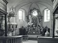 výzdoba interiéru kostela v roce 1954