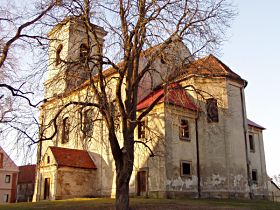 kostel Nanebevzetí Panny Marie v Pavlovicích