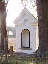 Brniště (Brins), Kapelle am Weg nach Kunratice