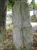Kruh (Kroh), Kreuz vor dem Friedhof