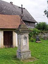 Kruh (Kroh), Friedhofskreuz