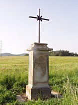 Horní Libchava, kříž u silnice do Stružnice