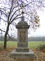 Stvolínky (Drum), Kreuz bei ehemalige Friedhof in Taneček